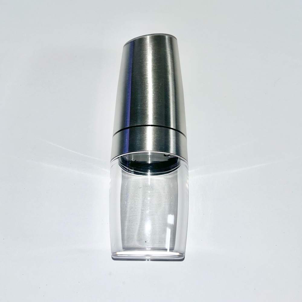 Gravit - Electric Blue LED Light Salt or Pepper Mill (Brand New In Box)